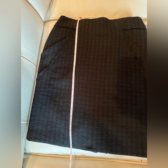 Marrio Serrani Black Woven Skirt - Picture 7 of 10